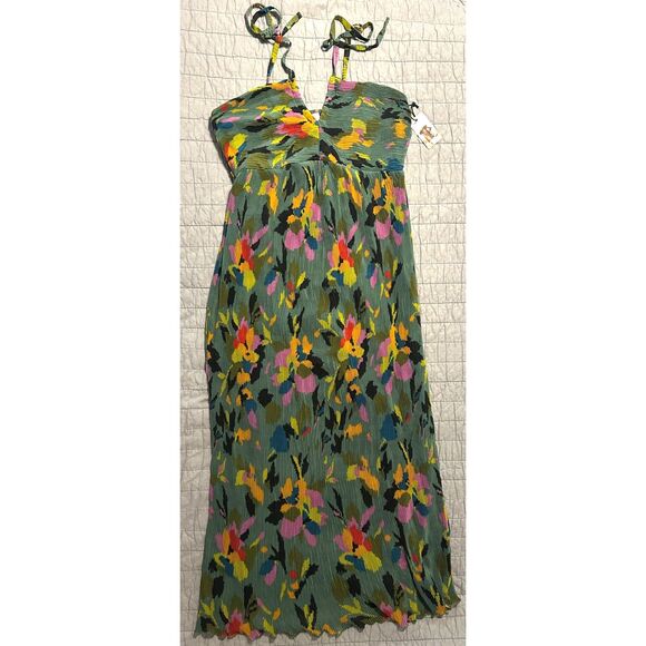 Sincerely Jules Dresses & Skirts - New! SINCERELY JULES Floral Print Plisse Shirred Smocked Halter Maxi Dress L NWT